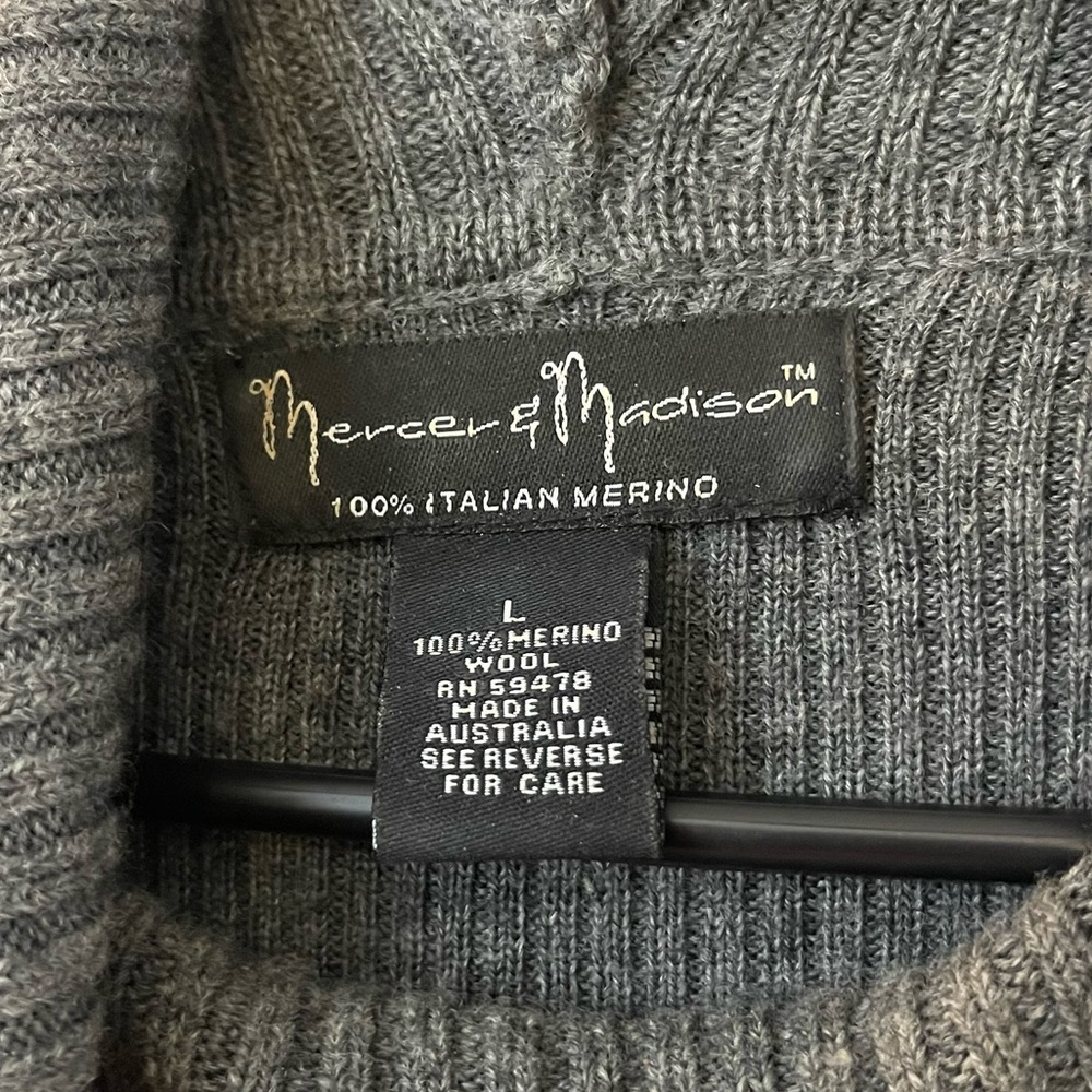 Mercer & Madison Gray Cowl Neck 100% Italian Merino Wool Sweater size Large - Picture 7 of 8